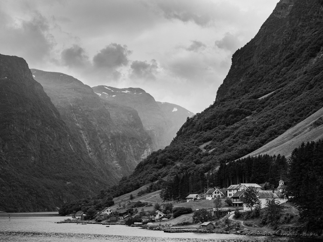 Skjulte Perler: Oppdag Norges Utrolige Hemmeligheter